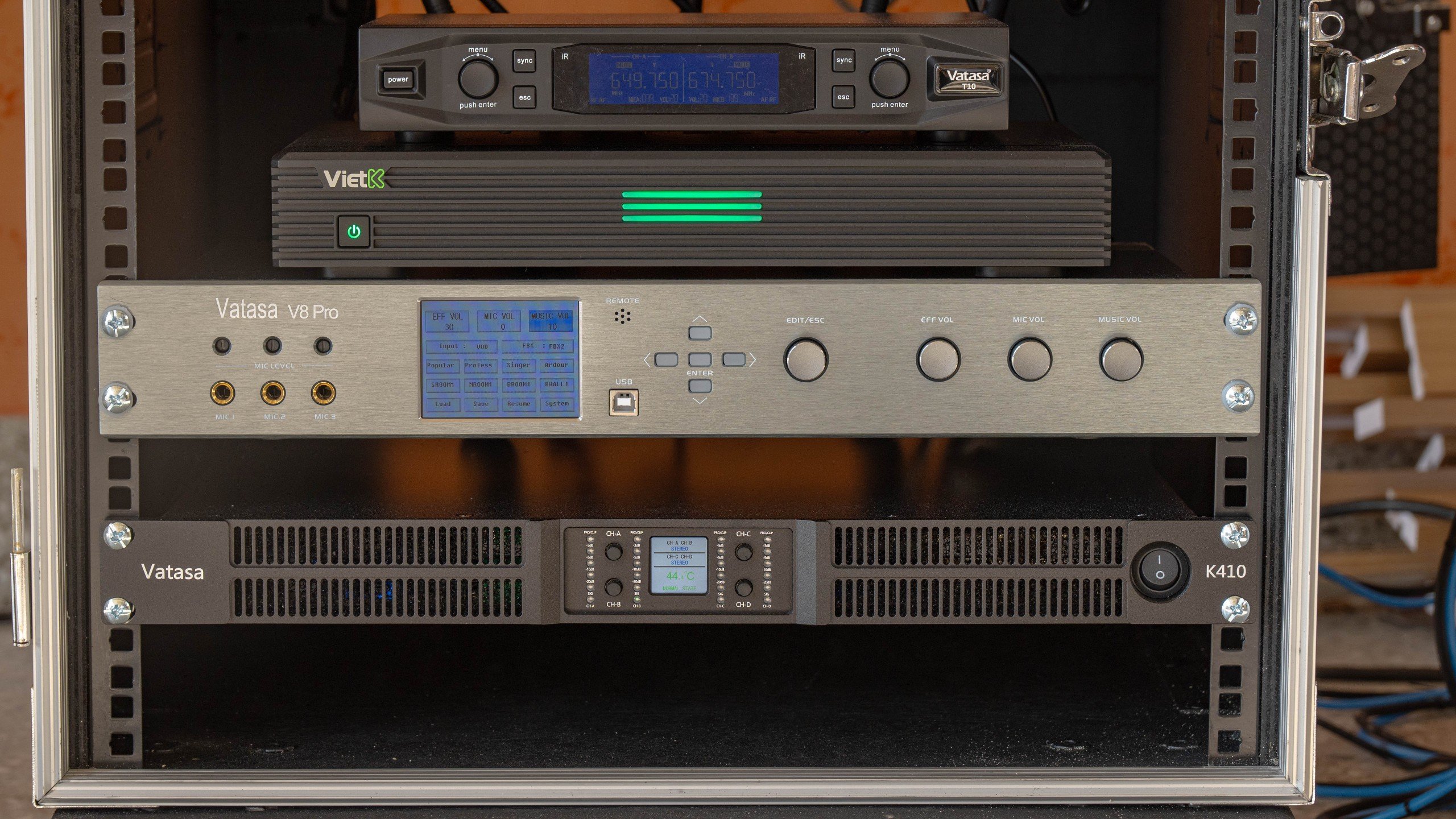 Khách hàng Minh Luan đánh giá về sản phẩm Đầu karaoke VietK 4K Plus 6TB